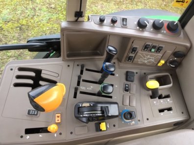 John Deere 6150M