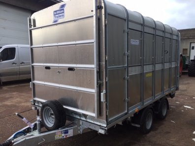 Ifor Williams DP120 12ft livestock trailer