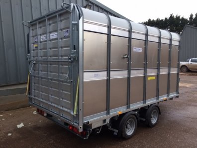 Ifor Williams DP120 12ft livestock trailer