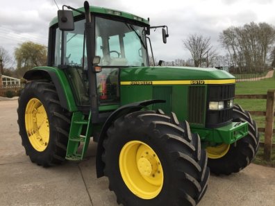 John Deere 6610