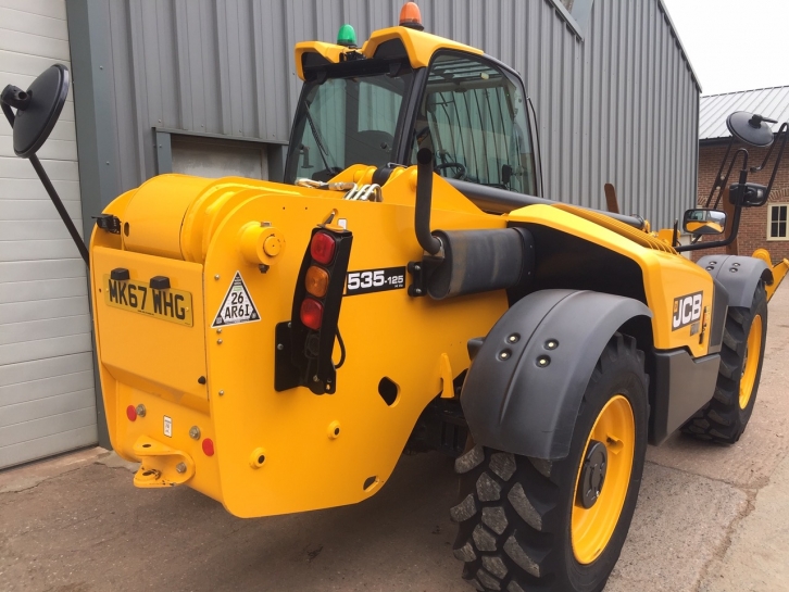 JCB 535-125 Hi-Vis