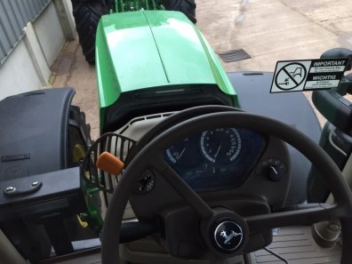 John Deere 6175R