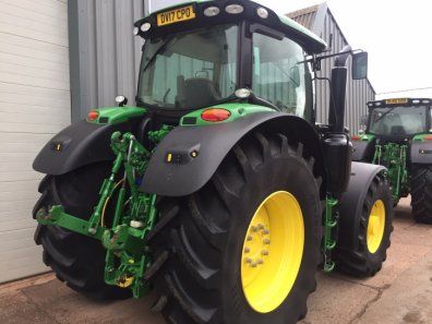 John Deere 6175R