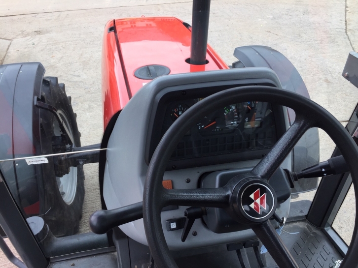 Massey Ferguson 4270