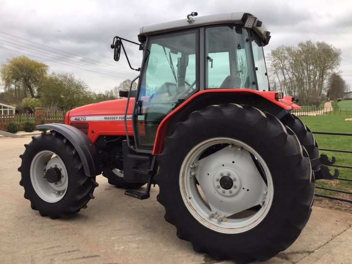 Massey Ferguson 4270