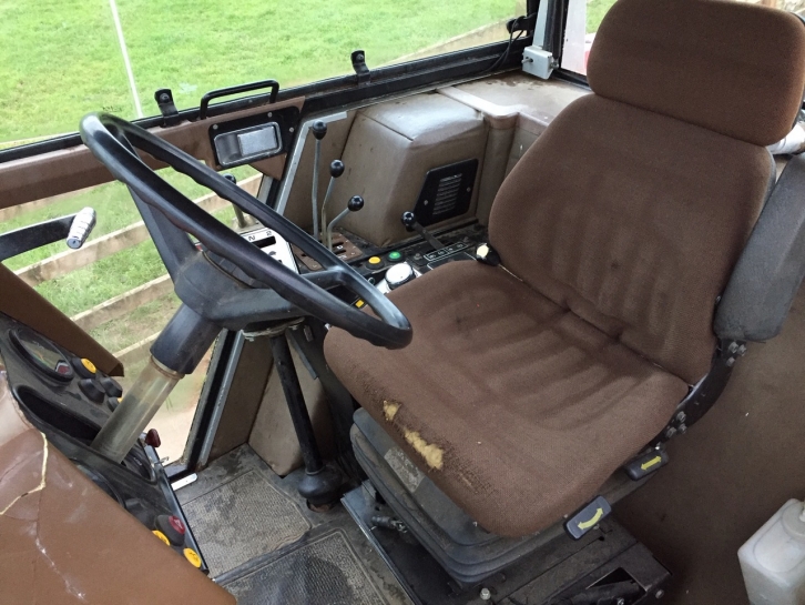 Massey Ferguson 2645 Electronic