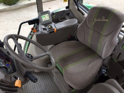 John Deere 6930