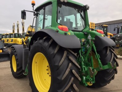 John Deere 6930