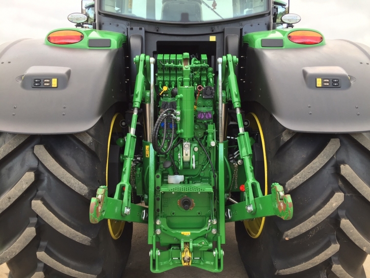 John Deere 6250R