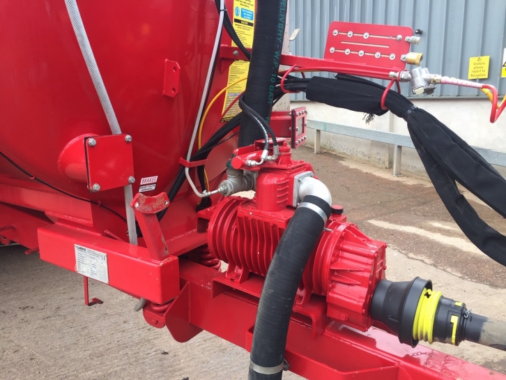 Redrock 3500 Gallon tanker