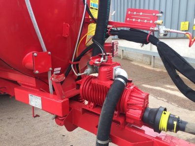 Redrock 3500 Gallon tanker