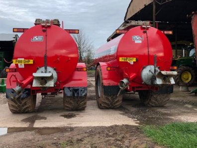 Hi-Spec 3000 Gallon tanker