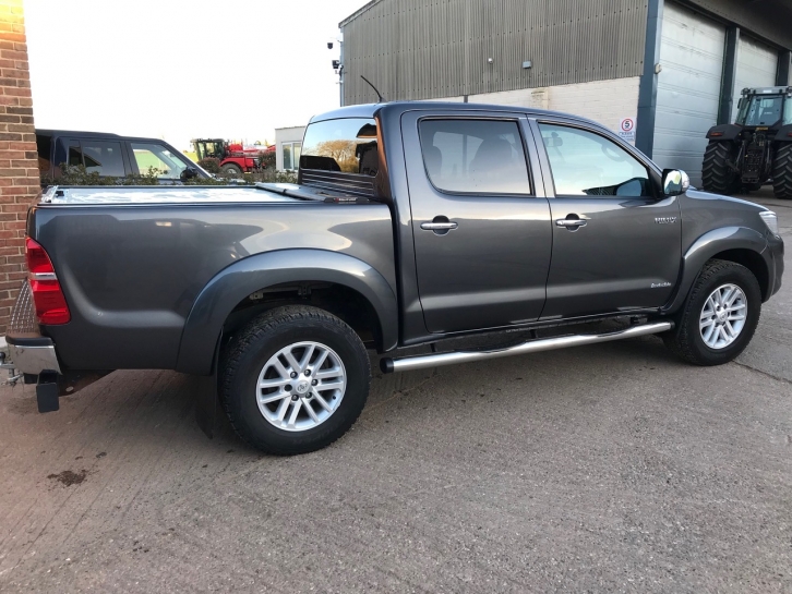 Toyota Hilux Invincible 3.0 Litre D4D