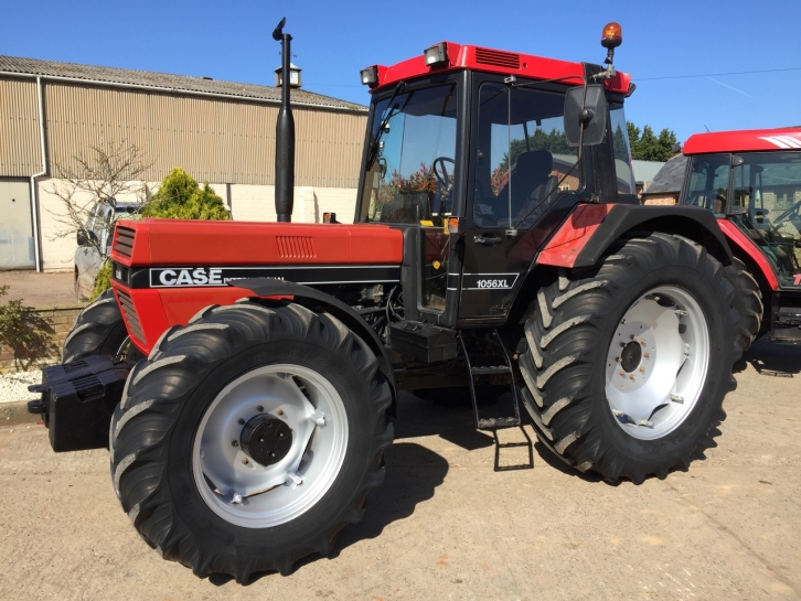 Case 1056XL