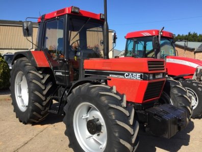 Case 1056XL