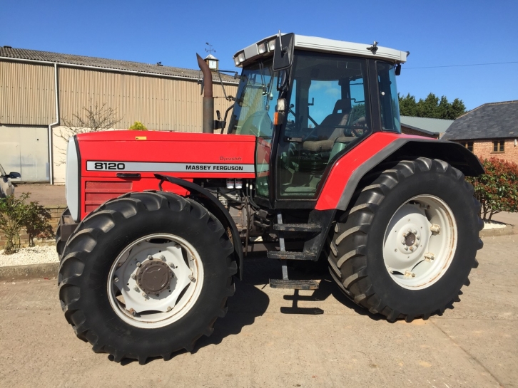 Massey Ferguson 8120