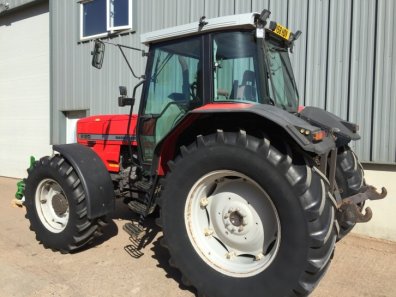 Massey Ferguson 8120