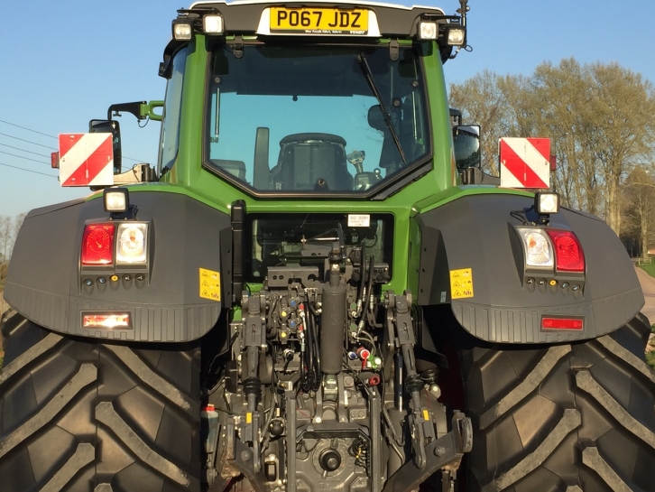 Fendt 828 Profi-Plus