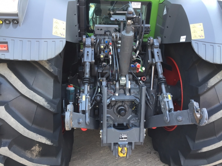 Fendt 828 Profi-Plus