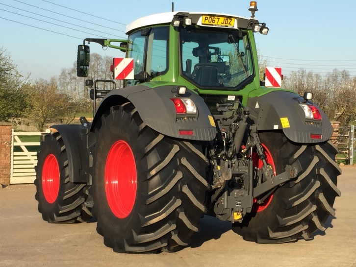 Fendt 828 Profi-Plus