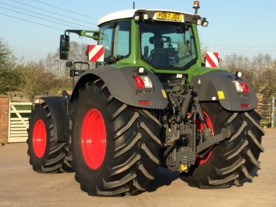Fendt 828 Profi-Plus