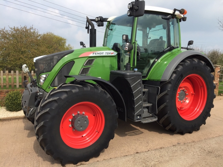 Fendt 724 Profi-Plus