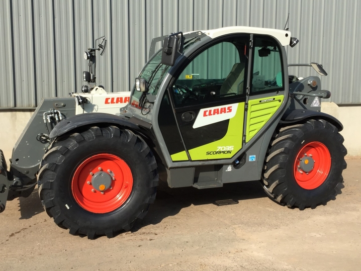 Claas Scorpion 7035