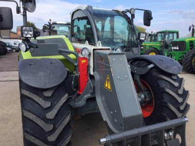 Claas Scorpion 7035