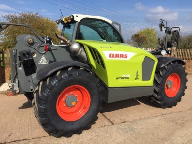 Claas Scorpion 7035