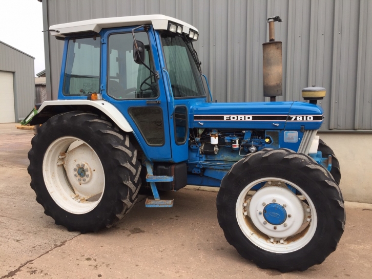 Ford 7810 II