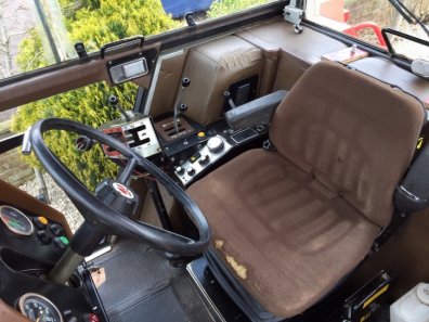 Massey Ferguson 2725 Electronic