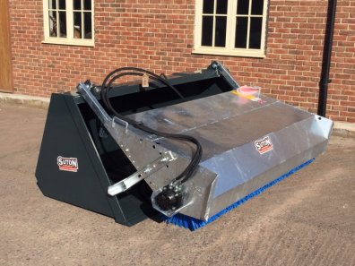 Suton sweeper bucket