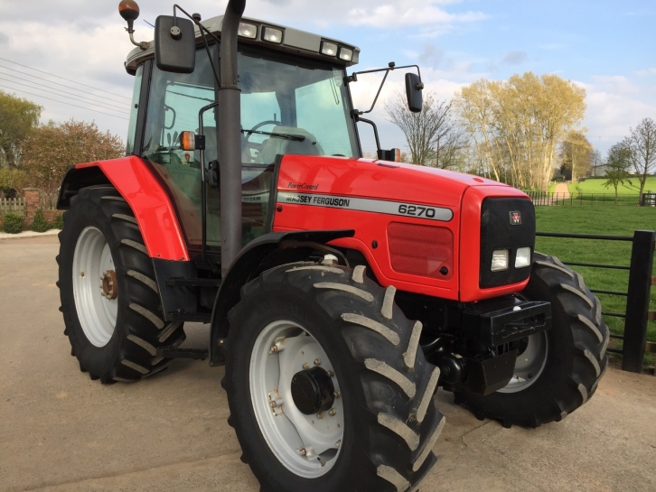 Massey Ferguson 6270