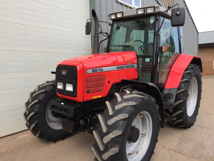 Massey Ferguson 6270