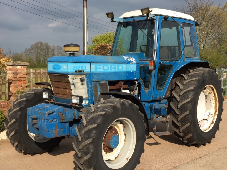Ford 8210