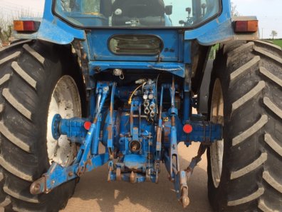 Ford 8210
