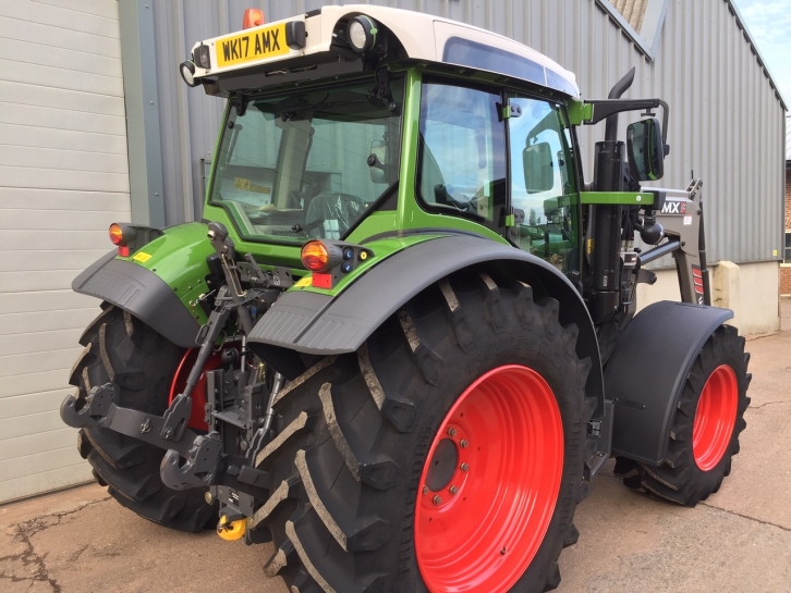 Fendt 211