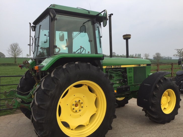 John Deere 3640
