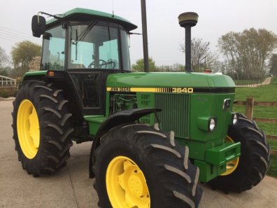 John Deere 3640