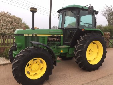 John Deere 3640