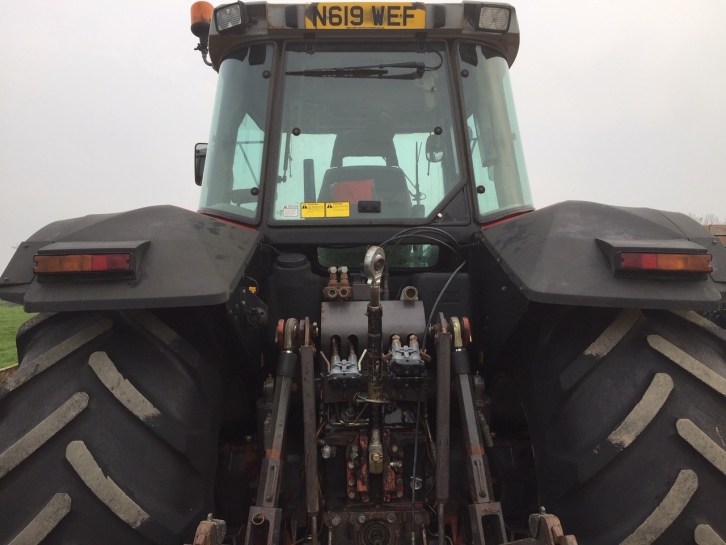 Massey Ferguson 8160