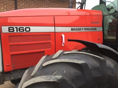 Massey Ferguson 8160