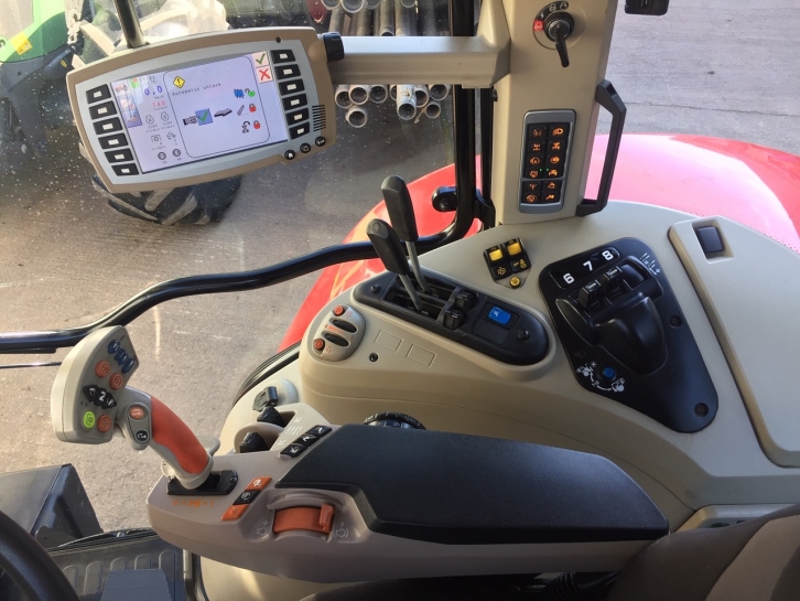 Massey Ferguson 7718 Exclusive