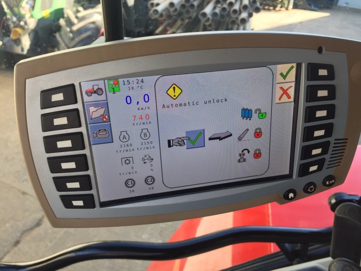 Massey Ferguson 7718 Exclusive