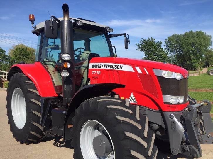 Massey Ferguson 7718 Exclusive