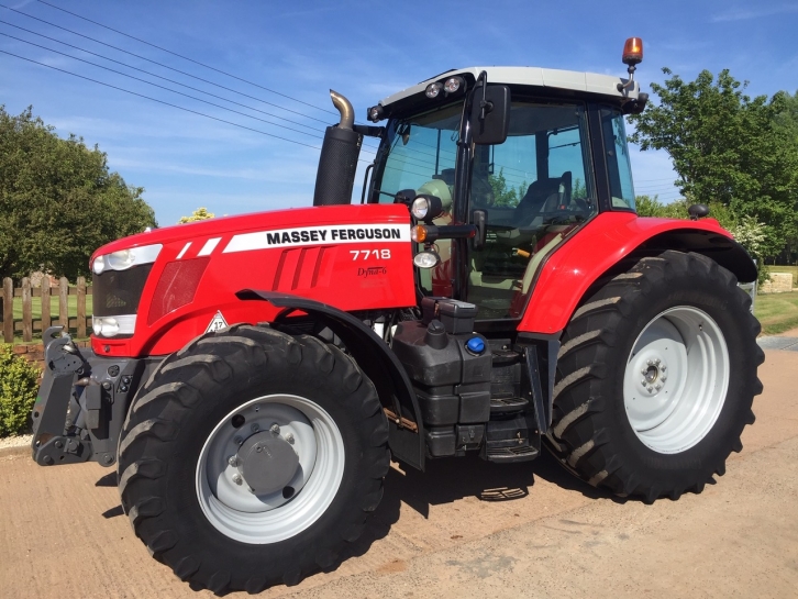 Massey Ferguson 7718 Exclusive