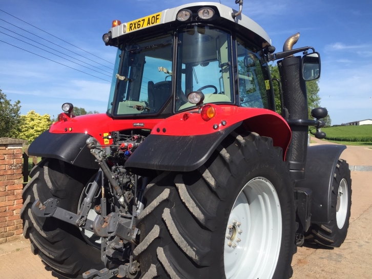 Massey Ferguson 7718 Exclusive