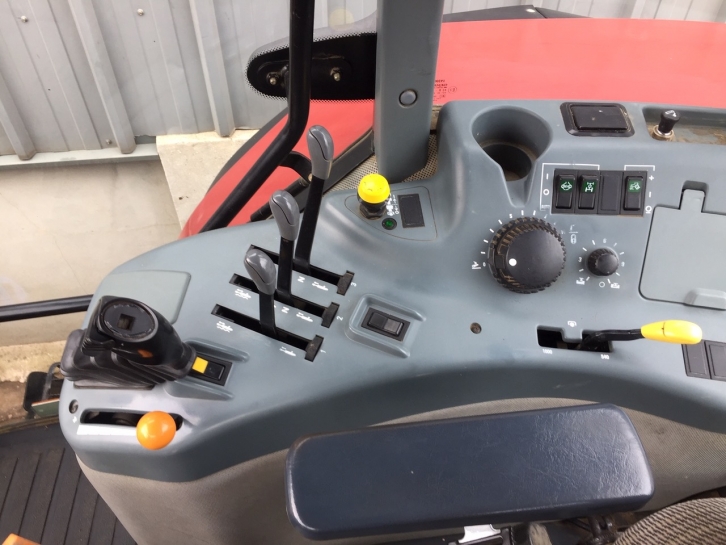 Case MX 170