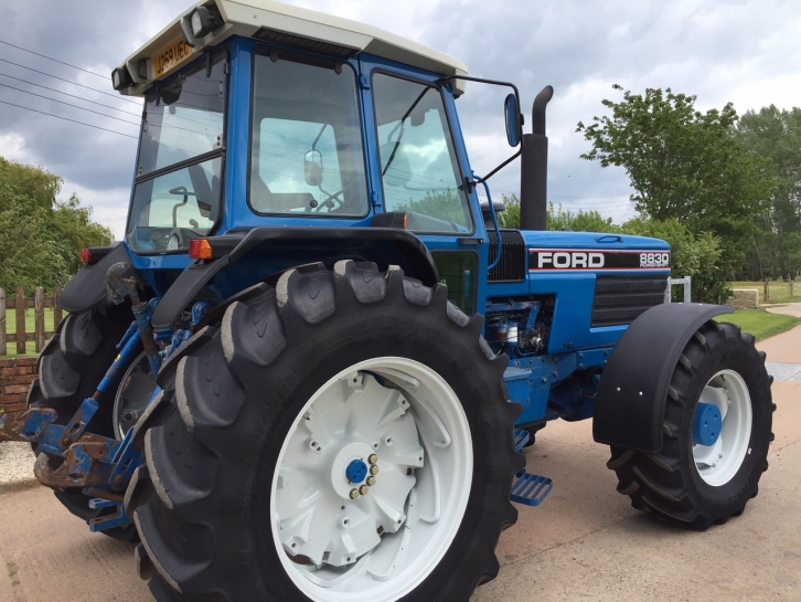 Ford 8830