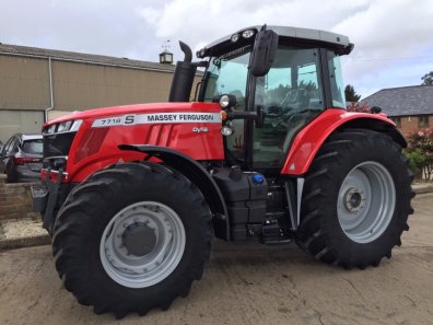 Massey Ferguson 7718S Efficient